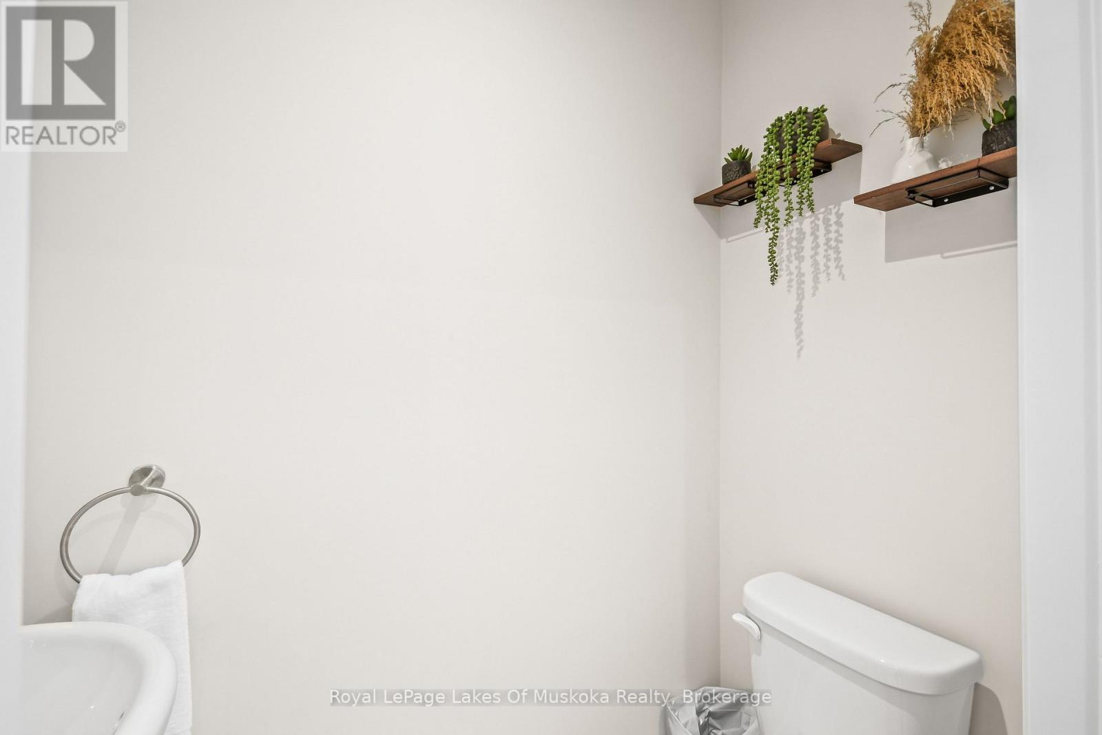 31 Nicole Park Place, Bracebridge, Ontario  P1L 0C8 - Photo 8 - X12943708