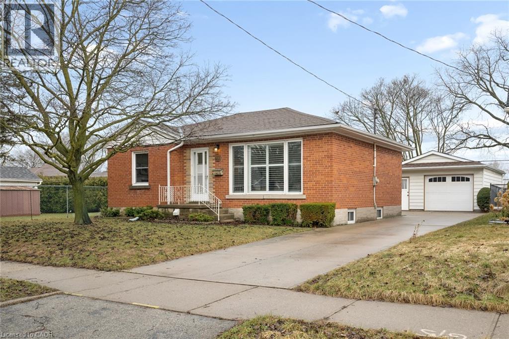 492 Ephraim Street, Kitchener, Ontario  N2B 2C6 - Photo 2 - 40816188