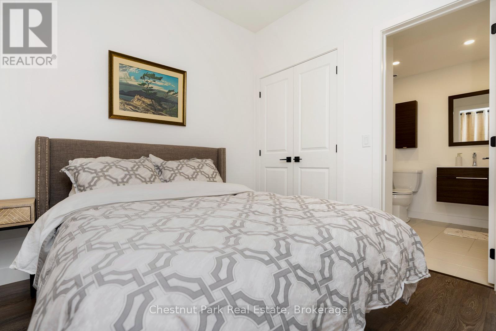 202 - 18 Beckwith Lane, Blue Mountains, Ontario  L9Y 3B6 - Photo 22 - X12944132