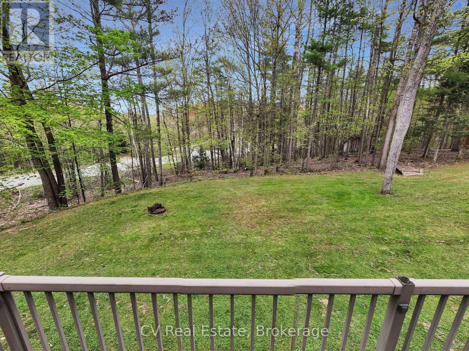 1040 Amelia Crescent, Gravenhurst, Ontario  P0E 1G0 - Photo 13 - X12944152