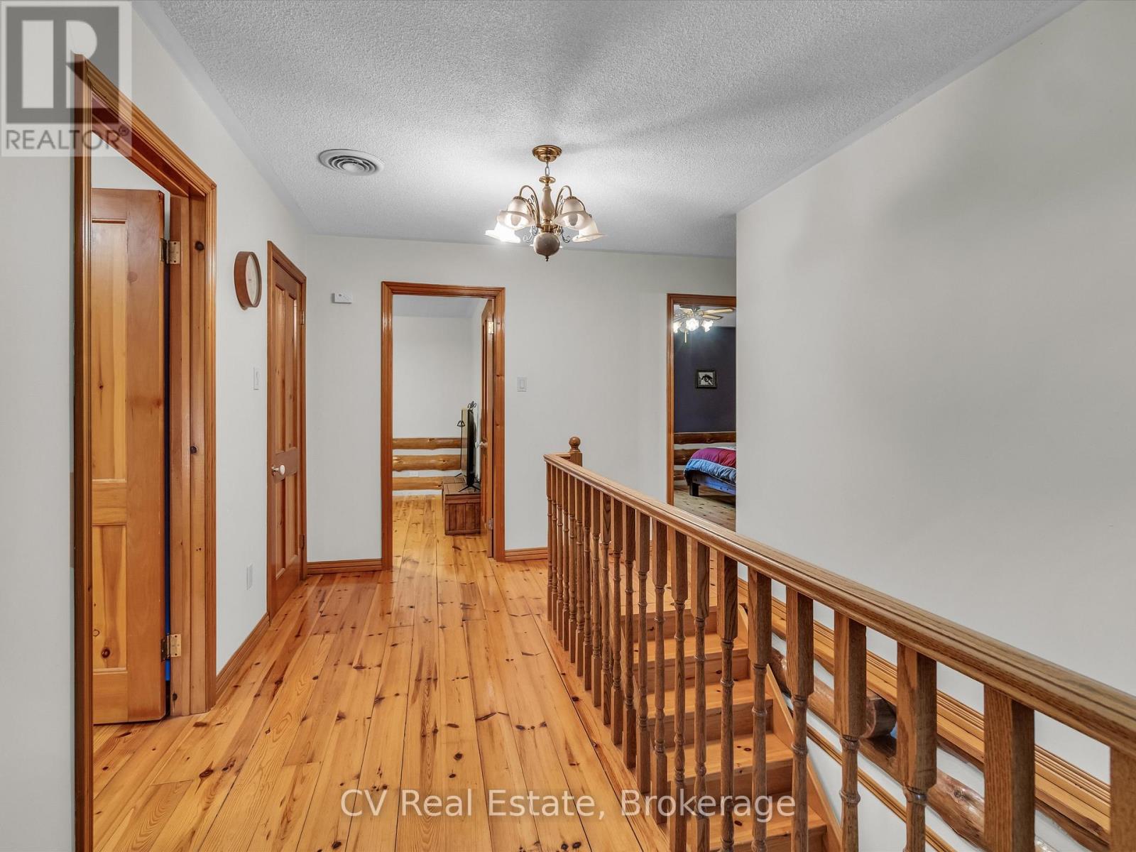 1040 Amelia Crescent, Gravenhurst, Ontario  P0E 1G0 - Photo 36 - X12944152