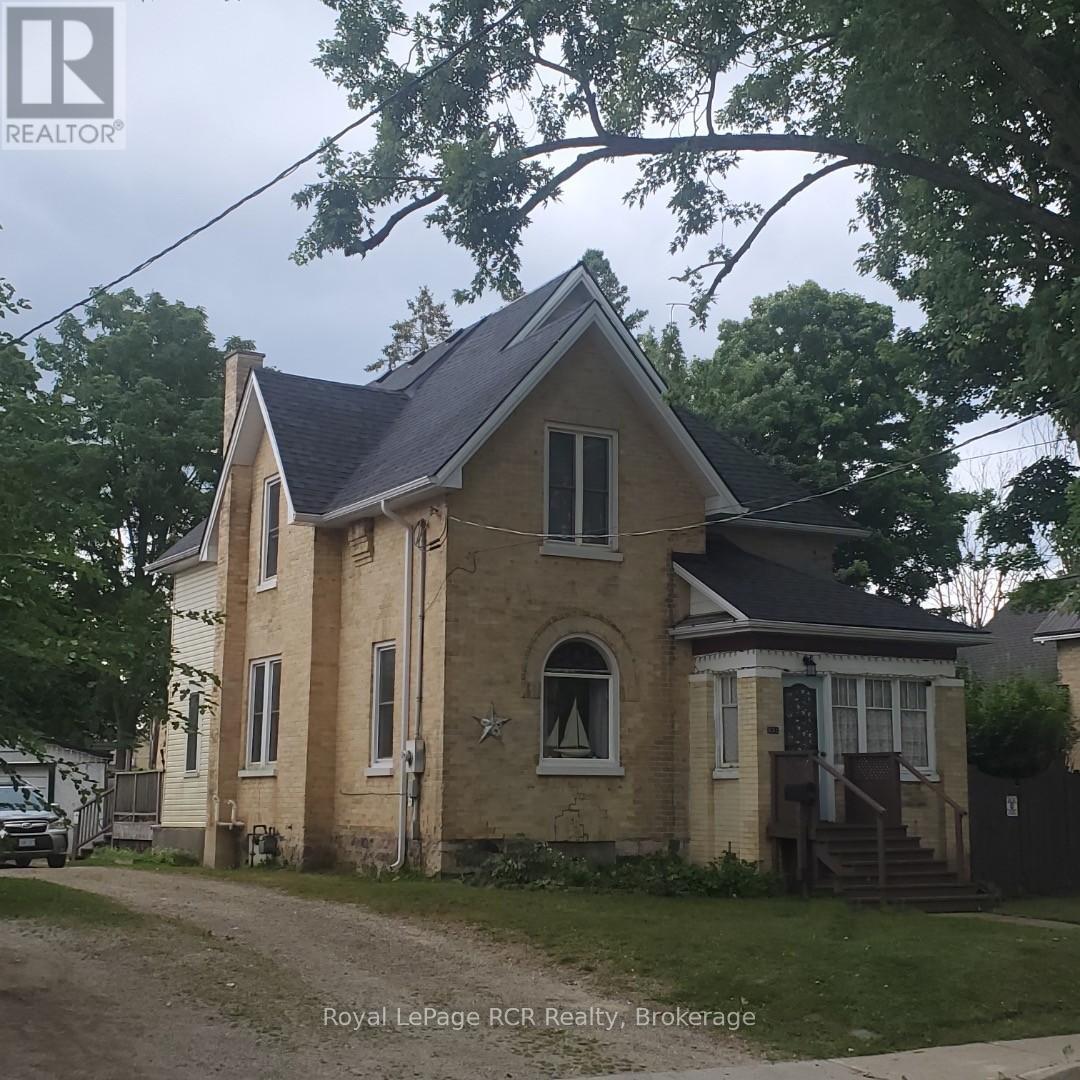 631 9TH AVENUE, Hanover, Ontario