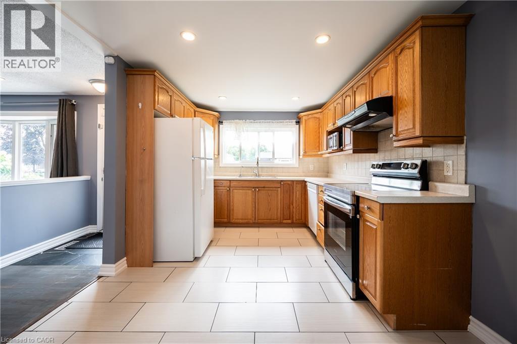 66 Belwood Crescent Unit# Upper, Kitchener, Ontario  N2C 1Z3 - Photo 11 - 40816875