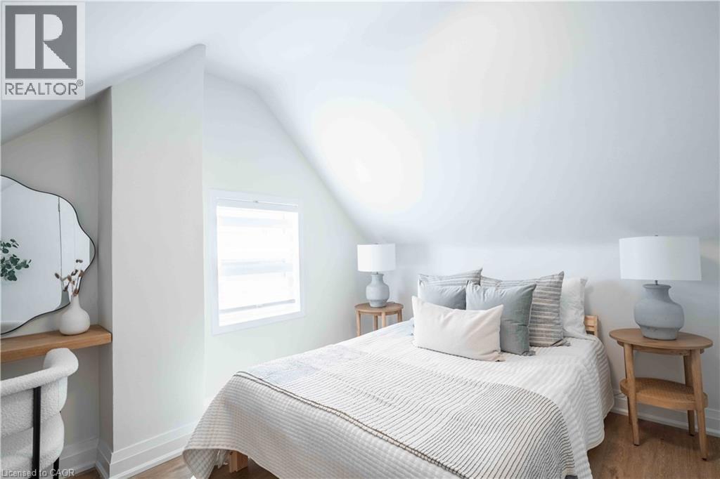 51 East 23rd Street, Hamilton, Ontario  L8V 2W5 - Photo 18 - 40816594