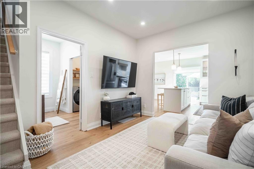 51 East 23rd Street, Hamilton, Ontario  L8V 2W5 - Photo 7 - 40816594