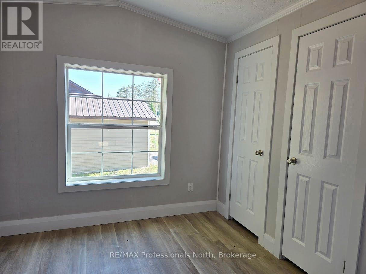 1013 Seventh Lane, Minden Hills, Ontario  K0M 2K0 - Photo 22 - X12944644