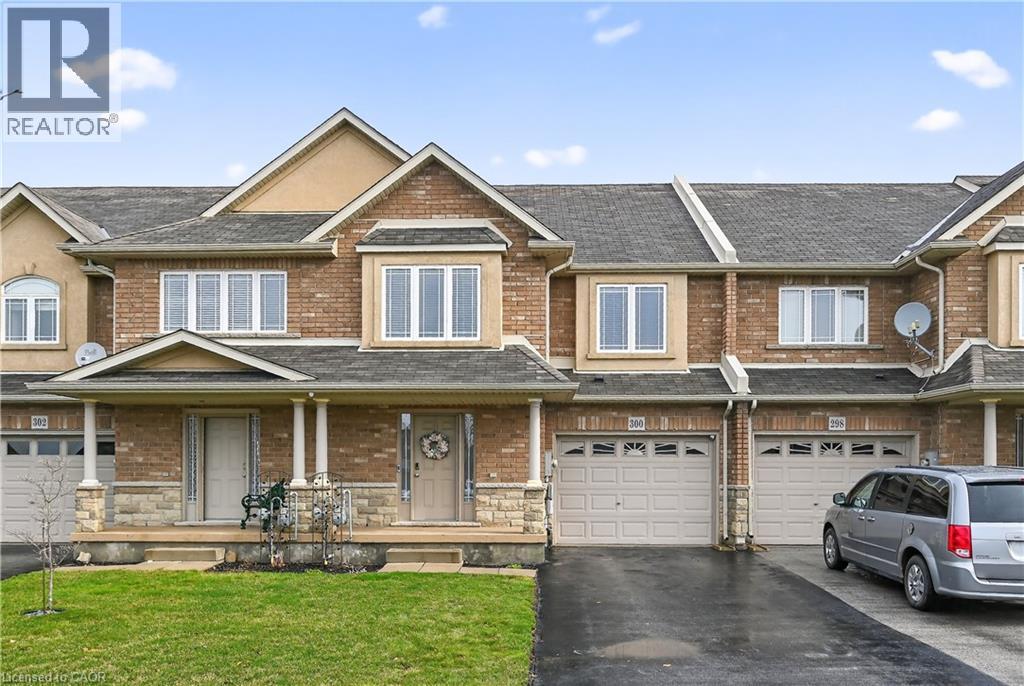 300 PINEHILL Drive, Stoney Creek, Ontario