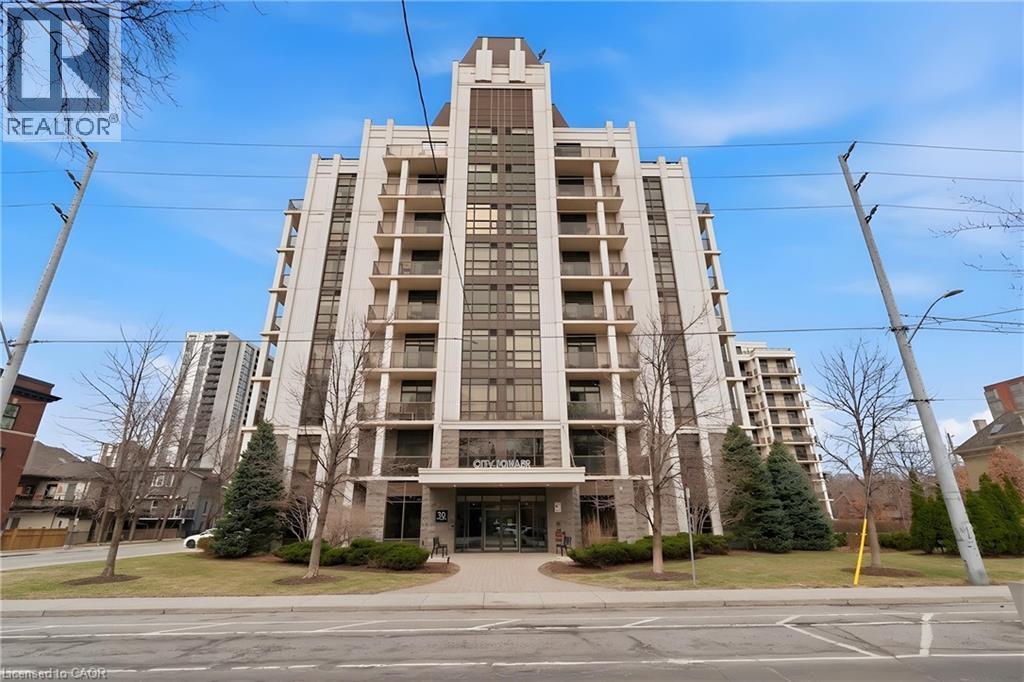 90 CHARLTON Avenue W Unit# PH1, Hamilton, Ontario