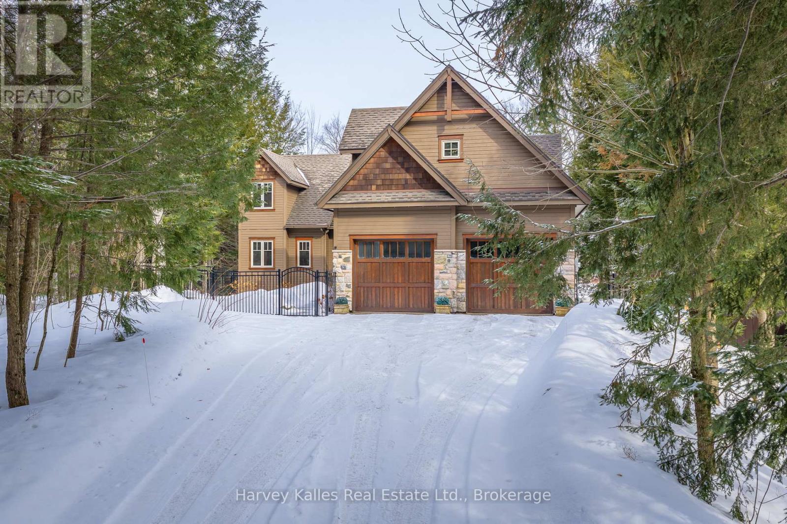 55 CLUBHOUSE DRIVE, Huntsville, Ontario
