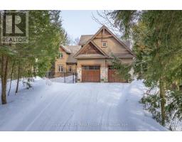 55 CLUBHOUSE DRIVE, Huntsville, Ontario