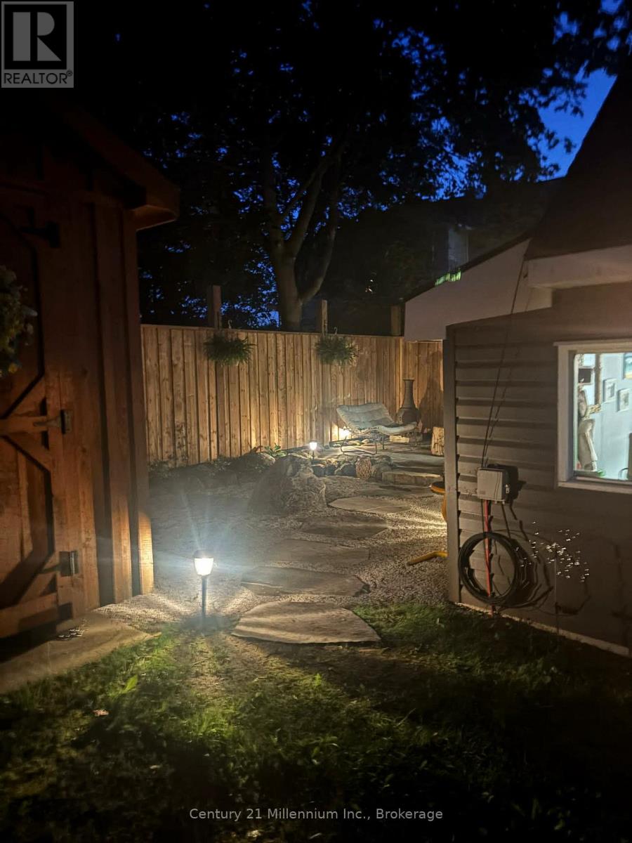 251 William Street, South Bruce Peninsula, Ontario  N0H 2T0 - Photo 33 - X12945032