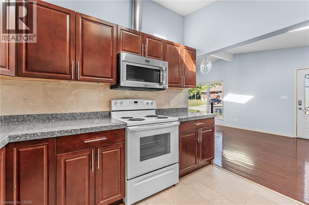 6122 Mayfair Drive, Niagara Falls, Ontario  L2J 1W1 - Photo 6 - 40816541