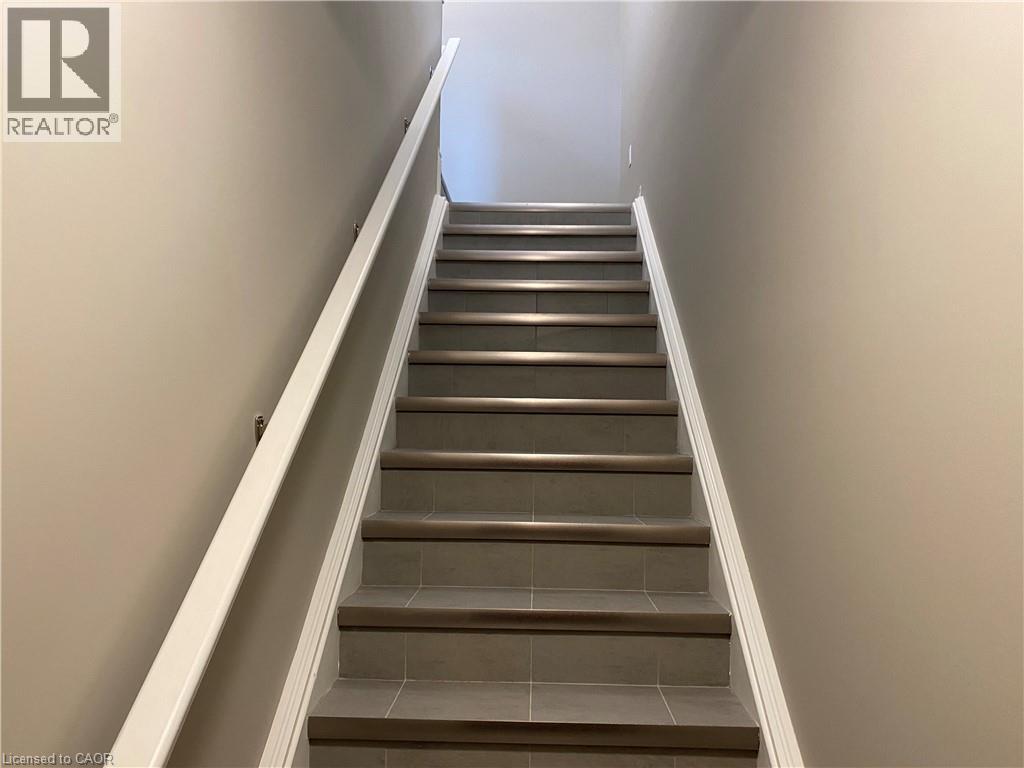 4 Wheat Lane, Kitchener, Ontario  N2R 0R6 - Photo 3 - 40816961