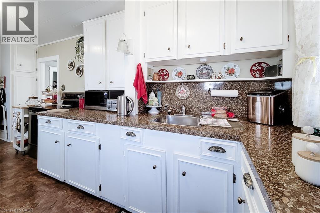 72 East 32nd Street, Hamilton, Ontario  L8V 2R9 - Photo 18 - 40816344