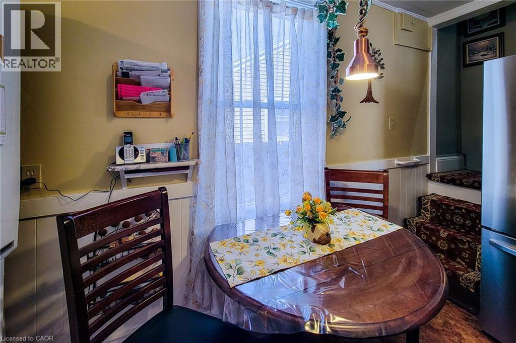 72 East 32nd Street, Hamilton, Ontario  L8V 2R9 - Photo 21 - 40816344