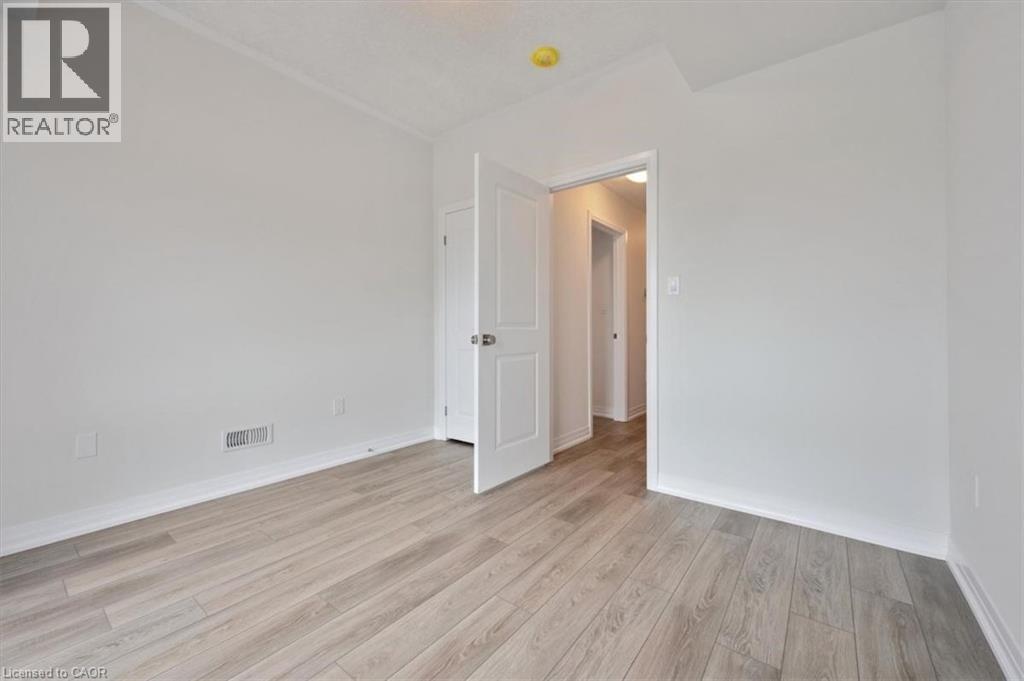 67 Reverie Way, Kitchener, Ontario  N2E 0K5 - Photo 16 - 40816796