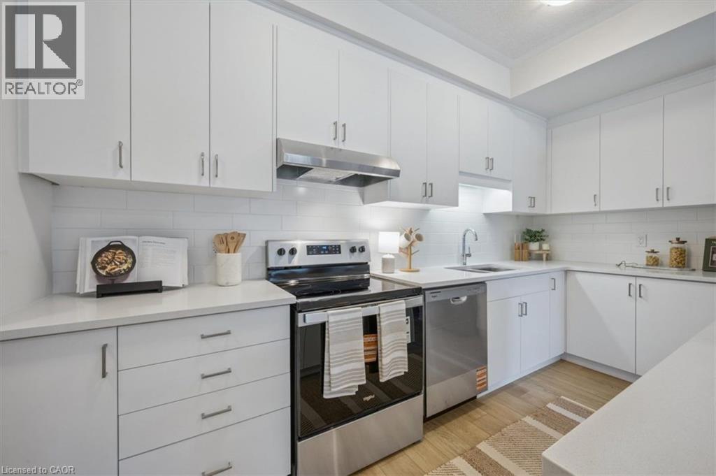 137 Reverie Way, Kitchener, Ontario  N2E 0K5 - Photo 4 - 40816762