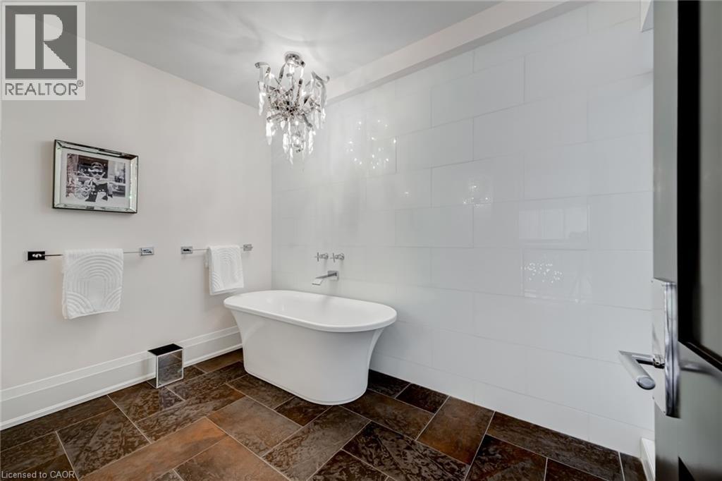 397 King Street W Unit# 215, Dundas, Ontario  L9H 1W9 - Photo 37 - 40816633