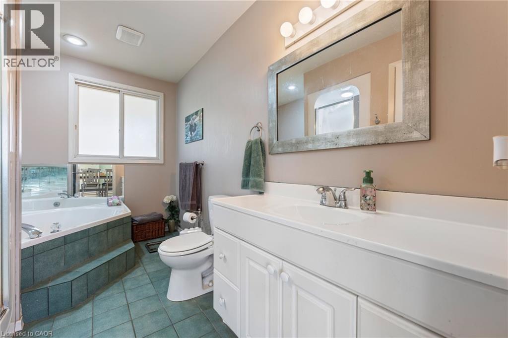 1652 Old Highway 24, Waterford, Ontario  N0E 1Y0 - Photo 13 - 40816414