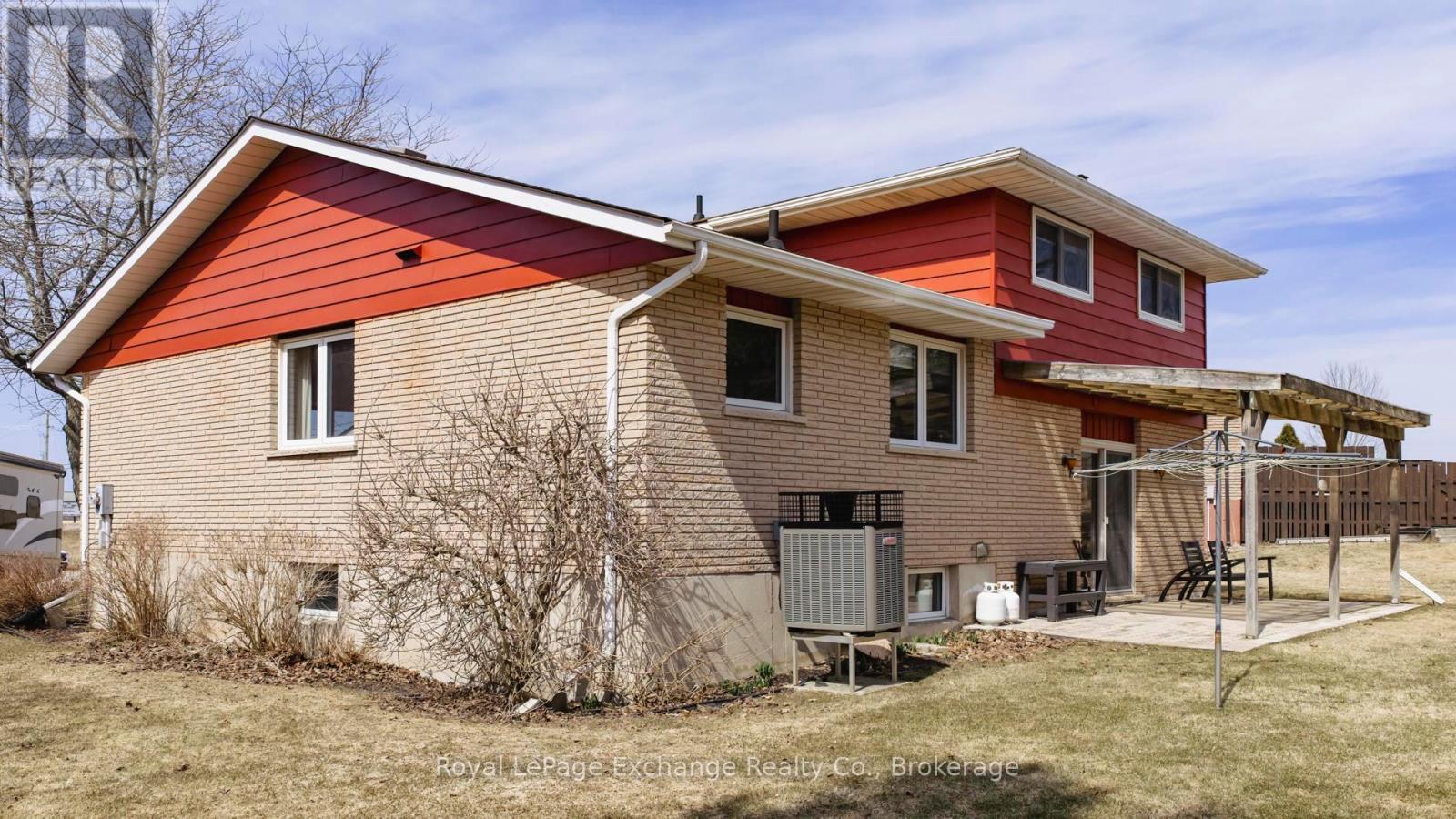 1147 Knights Court, Kincardine, Ontario  N2Z 2C8 - Photo 40 - X12946248