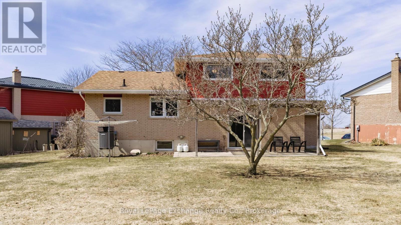 1147 Knights Court, Kincardine, Ontario  N2Z 2C8 - Photo 41 - X12946248