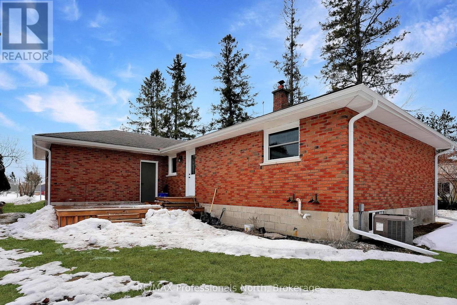 162 Hillside Drive, Kawartha Lakes, Ontario  K0M 1C0 - Photo 42 - X12946300