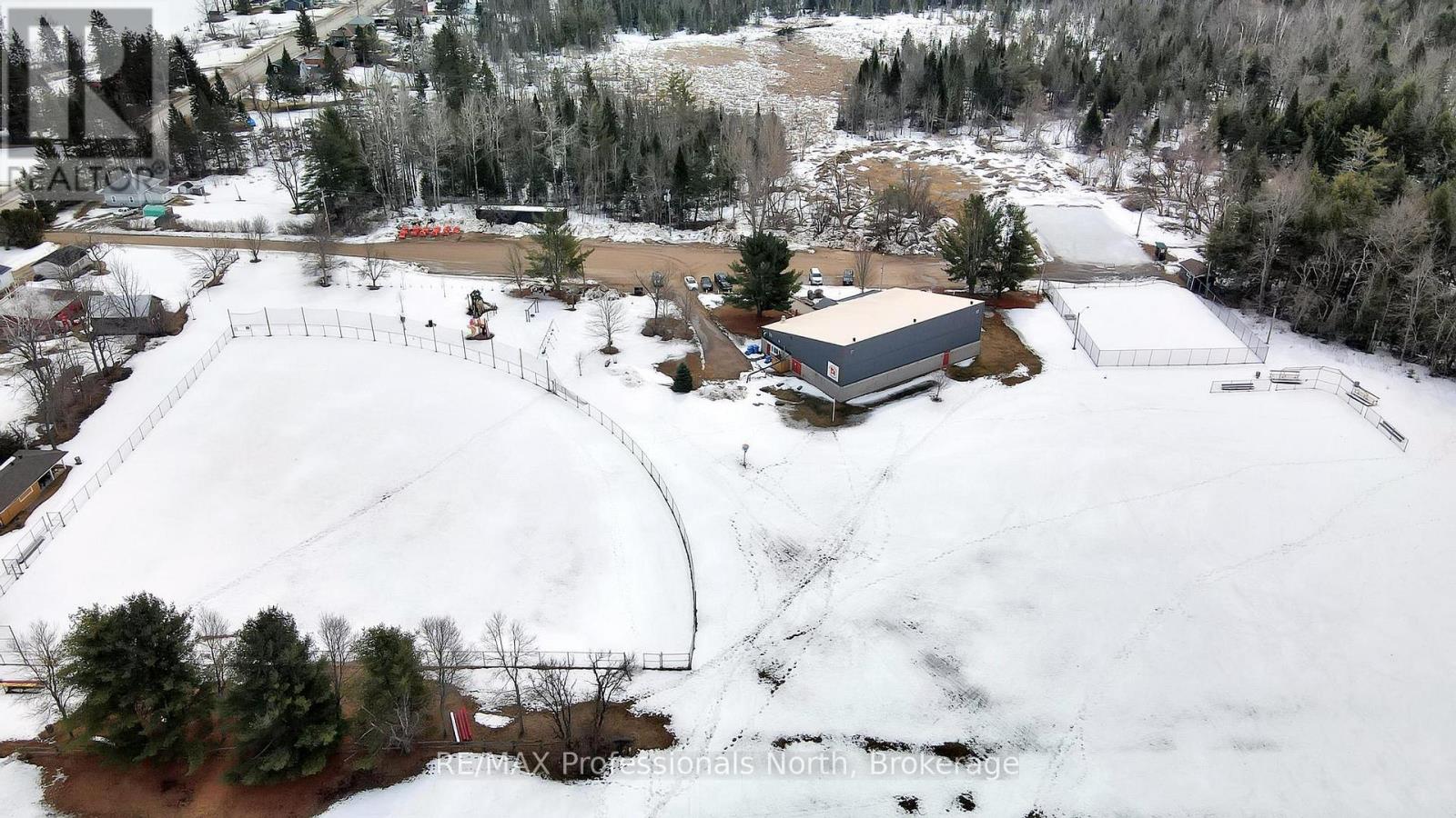 162 Hillside Drive, Kawartha Lakes, Ontario  K0M 1C0 - Photo 48 - X12946300