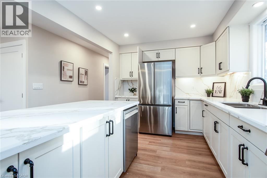 627 Glen Forrest Boulevard, Waterloo, Ontario  N2L 4K2 - Photo 25 - 40816970