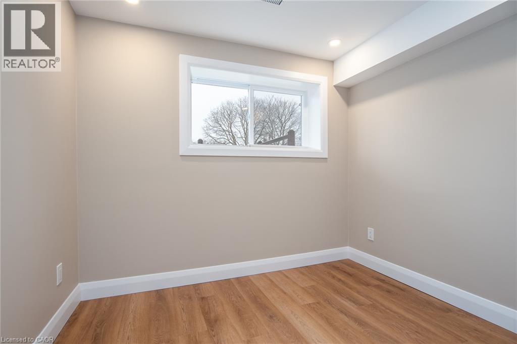 627 Glen Forrest Boulevard, Waterloo, Ontario  N2L 4K2 - Photo 42 - 40816970