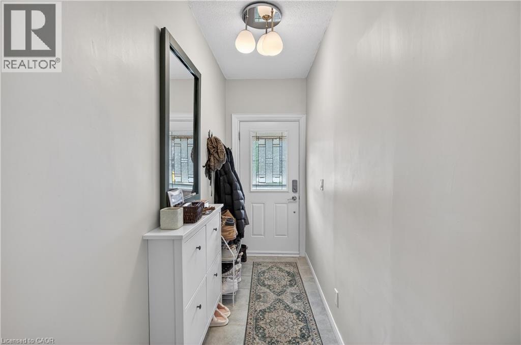 209 Glendale Avenue N, Hamilton, Ontario  L8L 7K2 - Photo 3 - 40816868