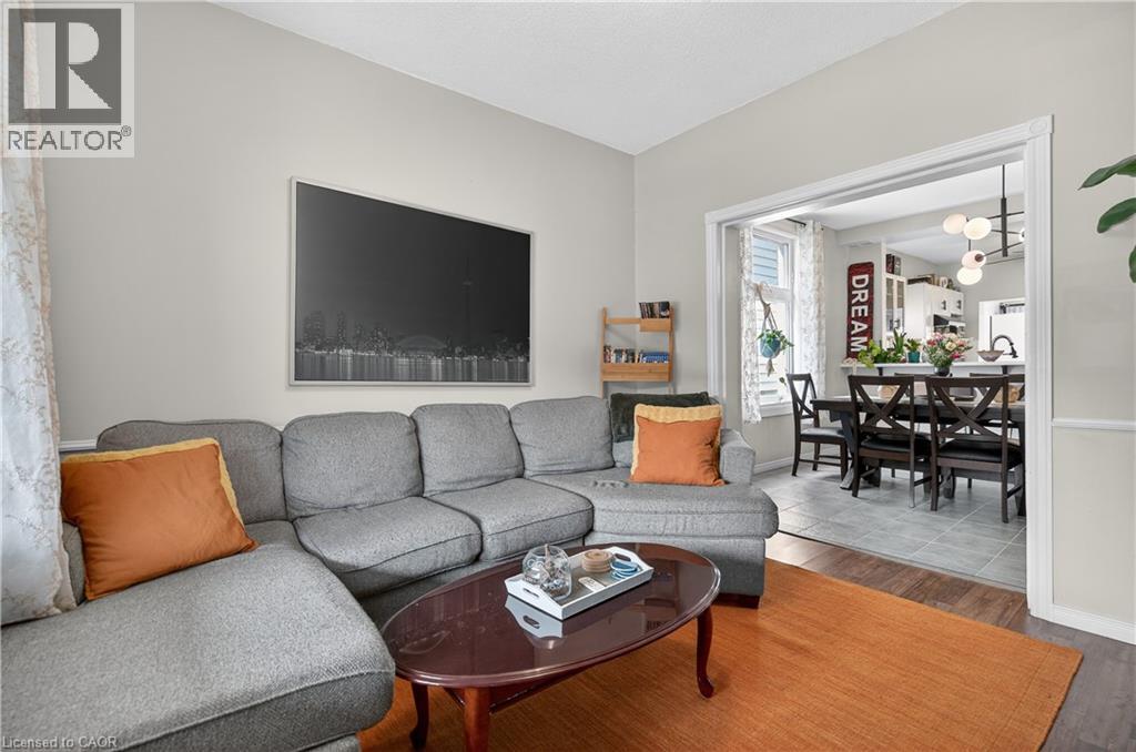 209 Glendale Avenue N, Hamilton, Ontario  L8L 7K2 - Photo 6 - 40816868