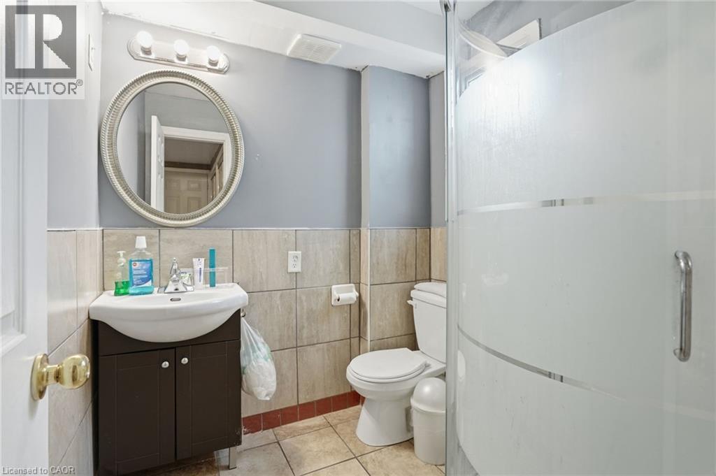 61 Graham Avenue N, Hamilton, Ontario  L8H 4J8 - Photo 14 - 40816663