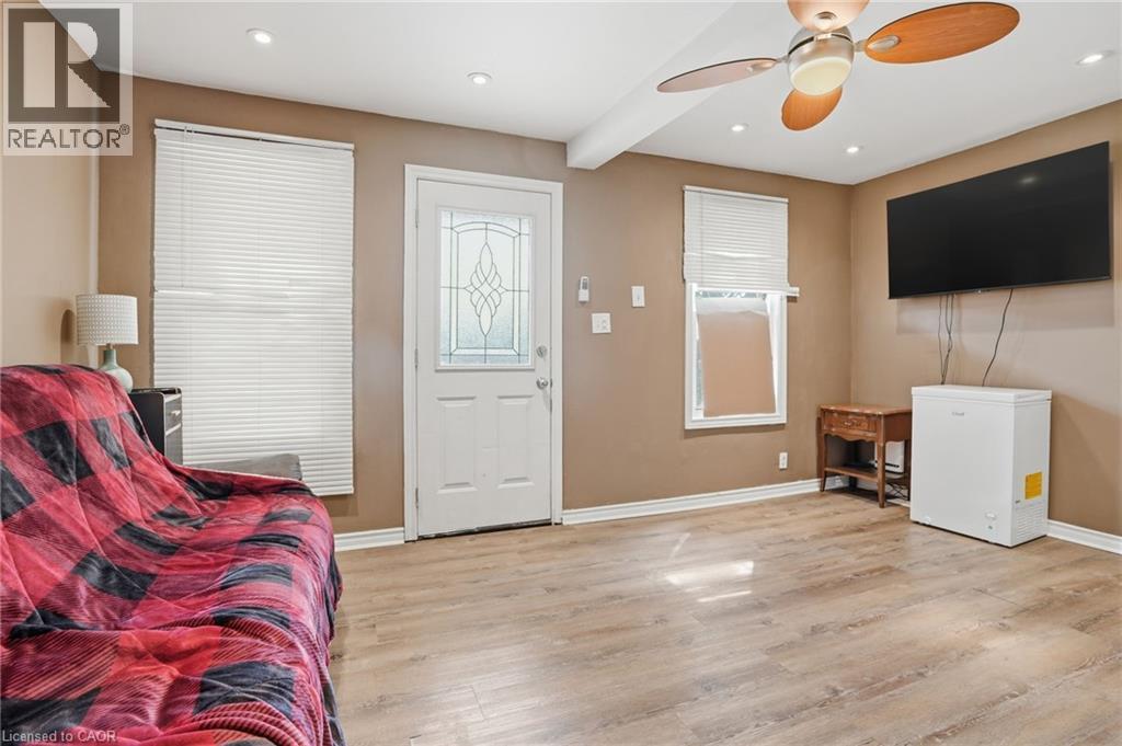 61 Graham Avenue N, Hamilton, Ontario  L8H 4J8 - Photo 4 - 40816663