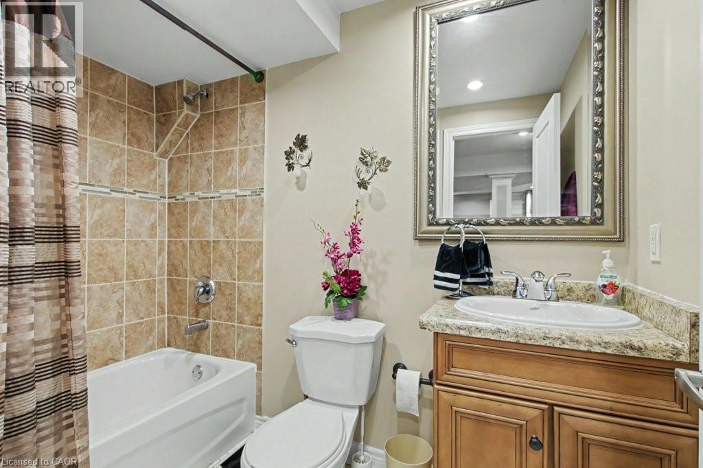 284 Normanhurst Avenue, Hamilton, Ontario  L8N 5N4 - Photo 38 - 40816320