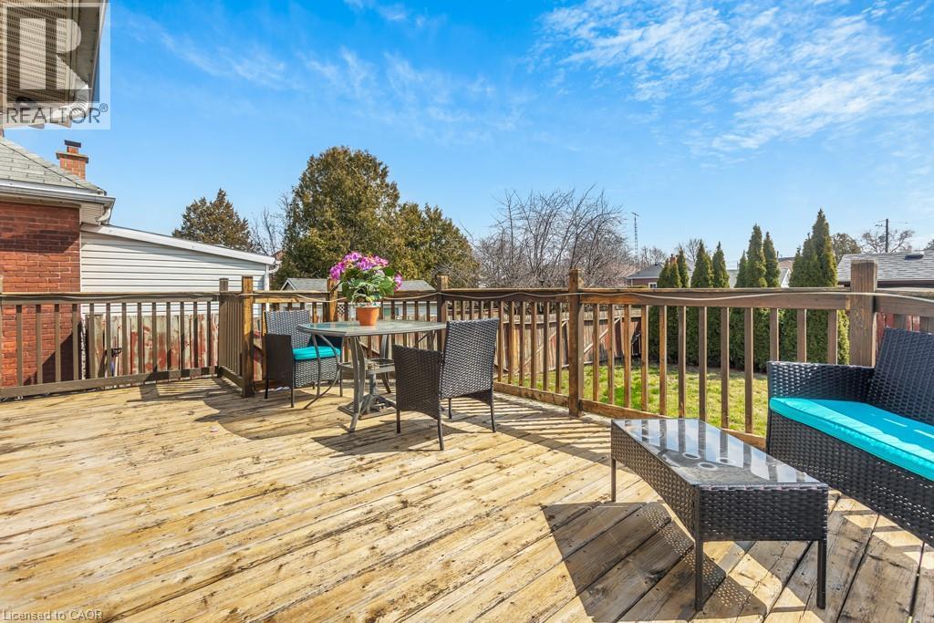 52 Bishop Street, Brantford, Ontario  N3S 1M2 - Photo 2 - 40816949