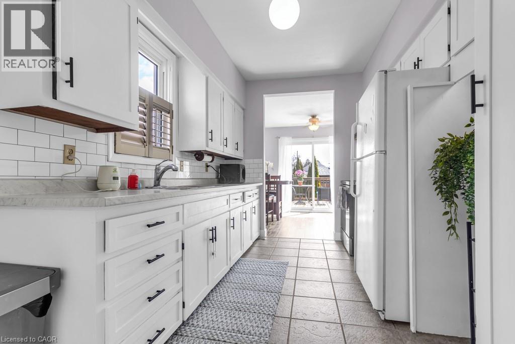 52 Bishop Street, Brantford, Ontario  N3S 1M2 - Photo 7 - 40816949