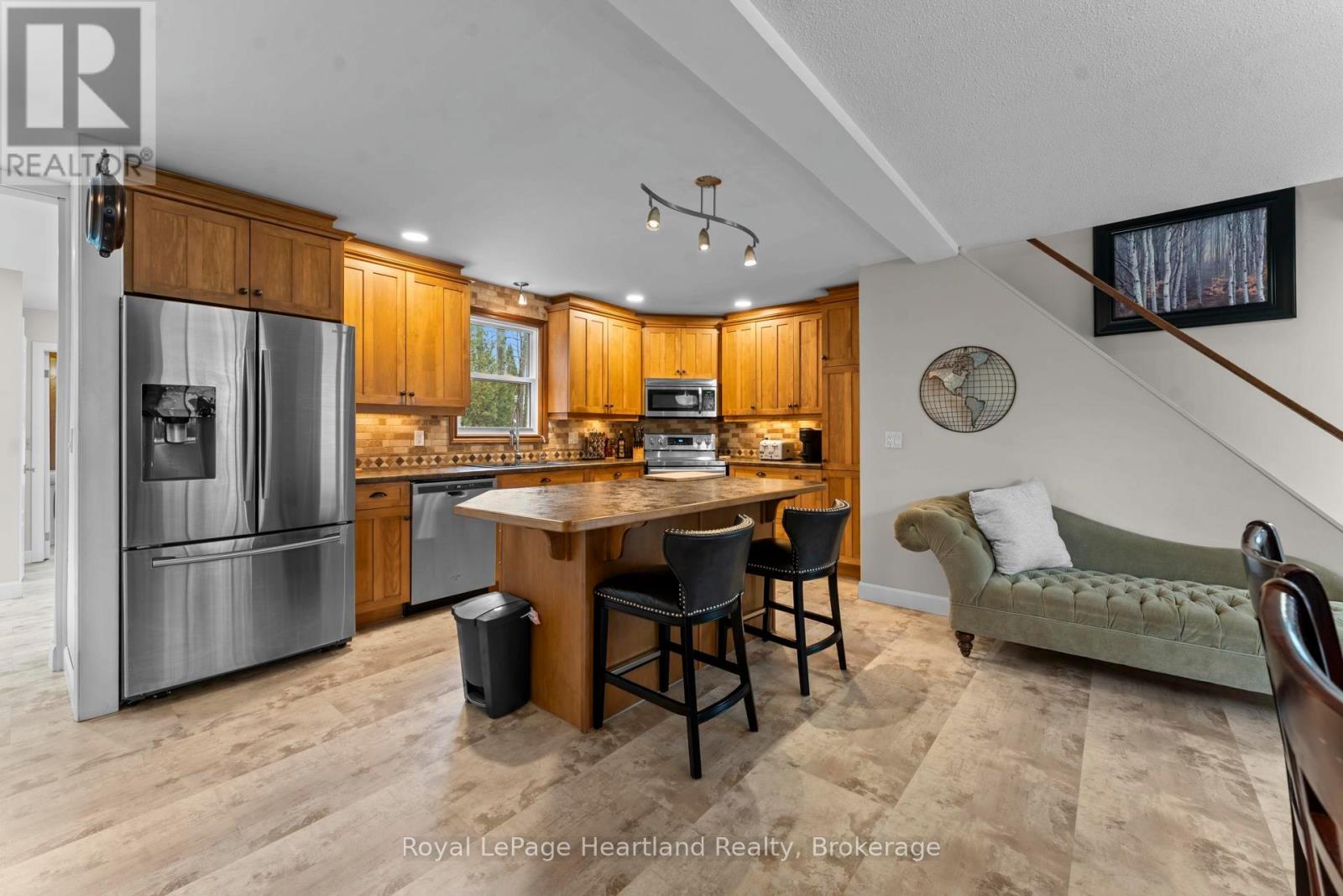 23 Park Road, Goderich, Ontario  N7A 3X8 - Photo 8 - X12946596