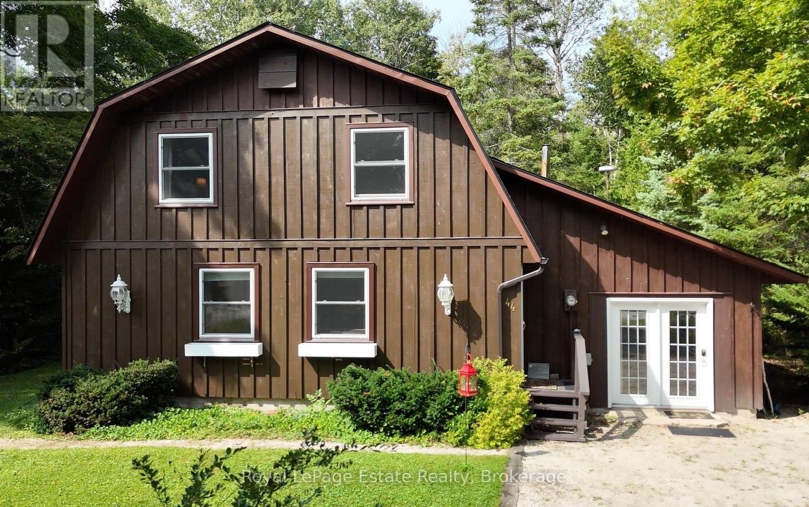 44 WHITEFISH BOULEVARD, South Bruce Peninsula, Ontario