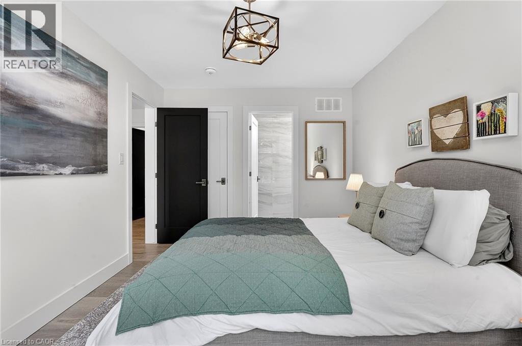 1095 Mineral Springs Road, Ancaster, Ontario  L9H 5E3 - Photo 28 - 40815532