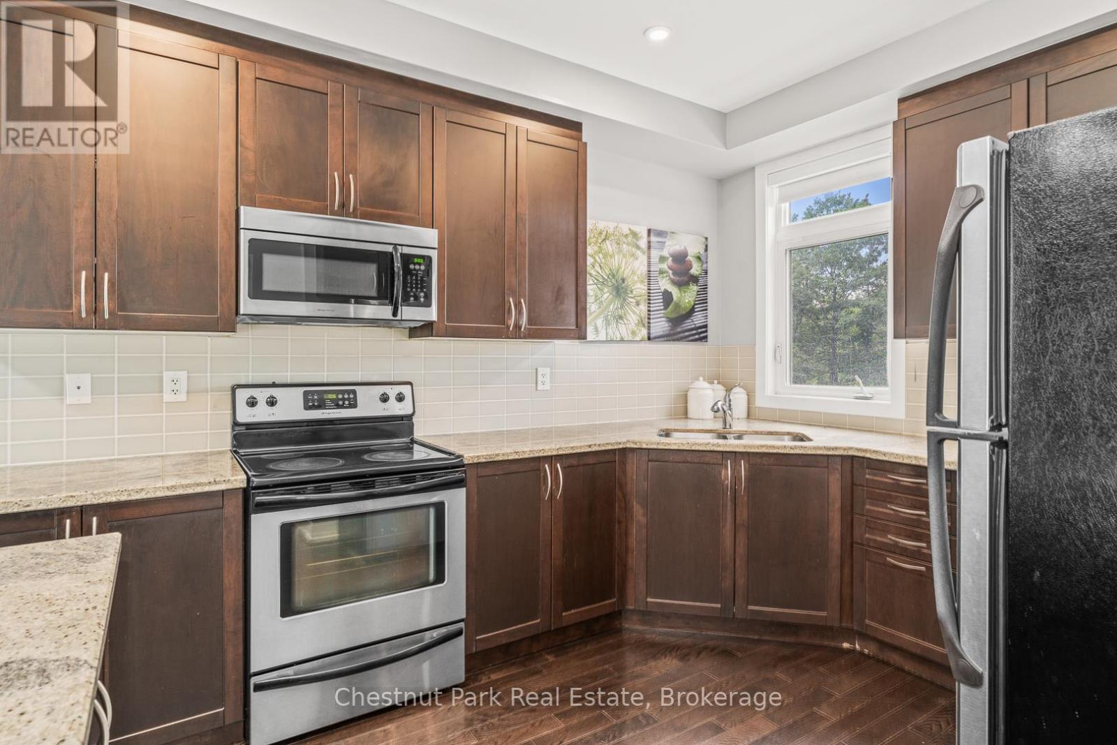 65 Rockmount Crescent, Gravenhurst, Ontario  P1P 0A6 - Photo 7 - X12946908