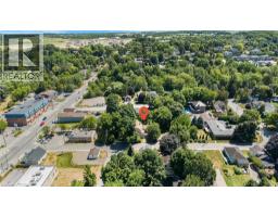 2 PARSONS Avenue, Caledon East, Ontario