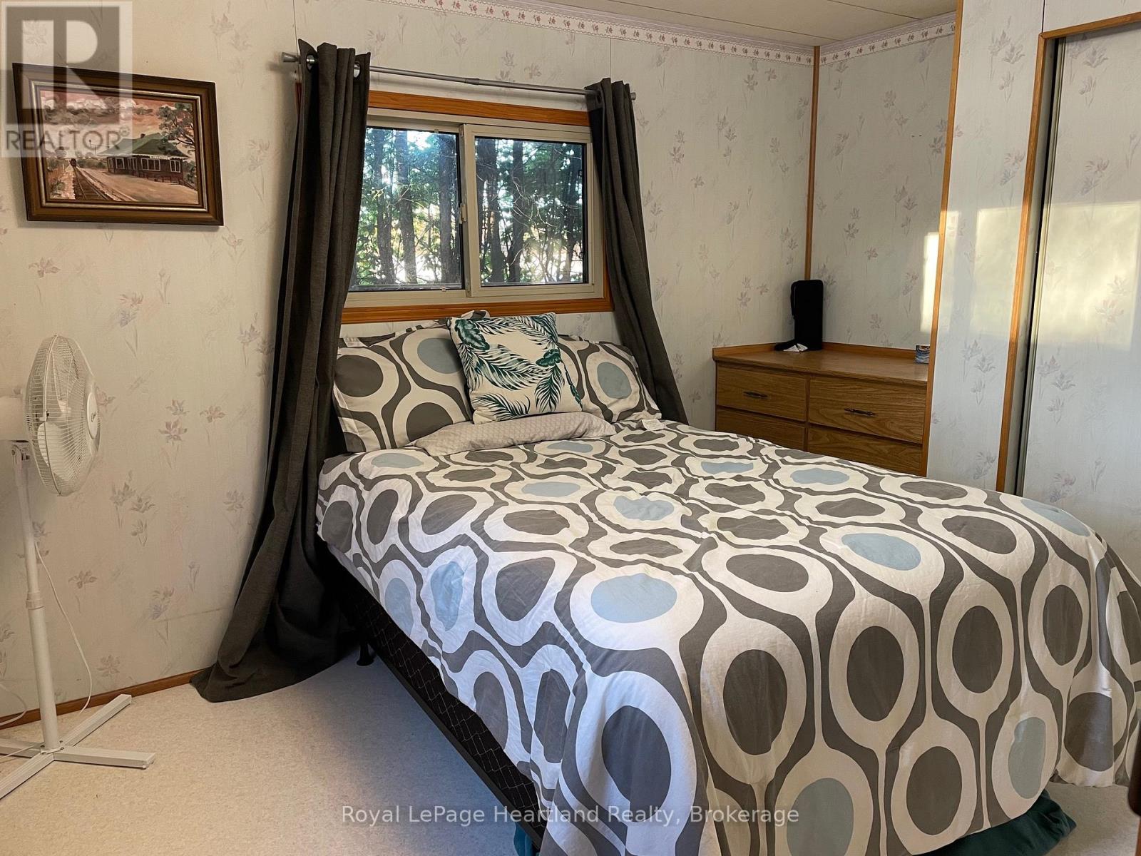 36 Sutton Drive, Ashfield-Colborne-Wawanosh, Ontario  N7A 3Y3 - Photo 10 - X12947382