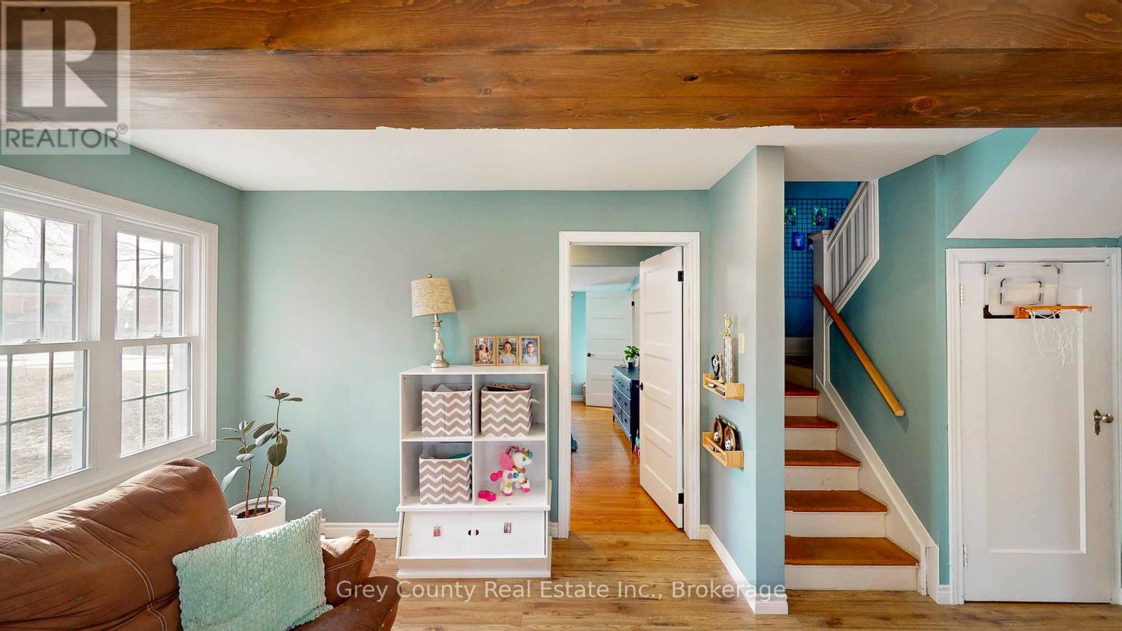 120 Mark Street W, Grey Highlands, Ontario  N0C 1H0 - Photo 22 - X12947454