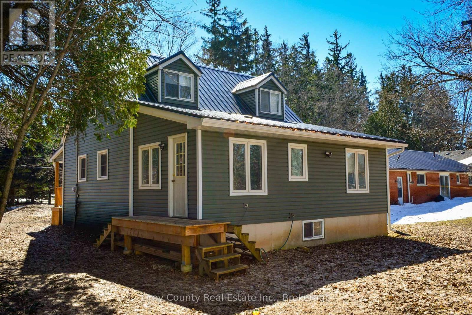 120 Mark Street W, Grey Highlands, Ontario  N0C 1H0 - Photo 39 - X12947454