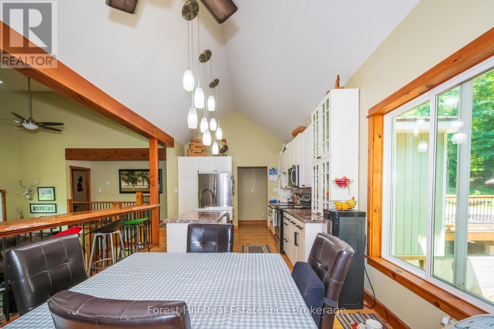 1289 Delbrooke Road S, Lake Of Bays, Ontario  P0H 1H0 - Photo 12 - X12947662