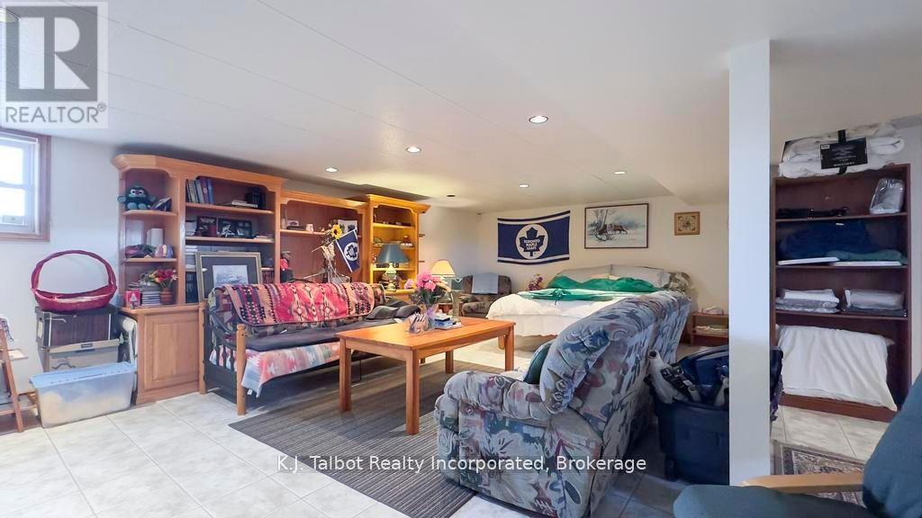 79823 Bluewater Highway, Central Huron, Ontario  N7A 3X8 - Photo 37 - X12947792