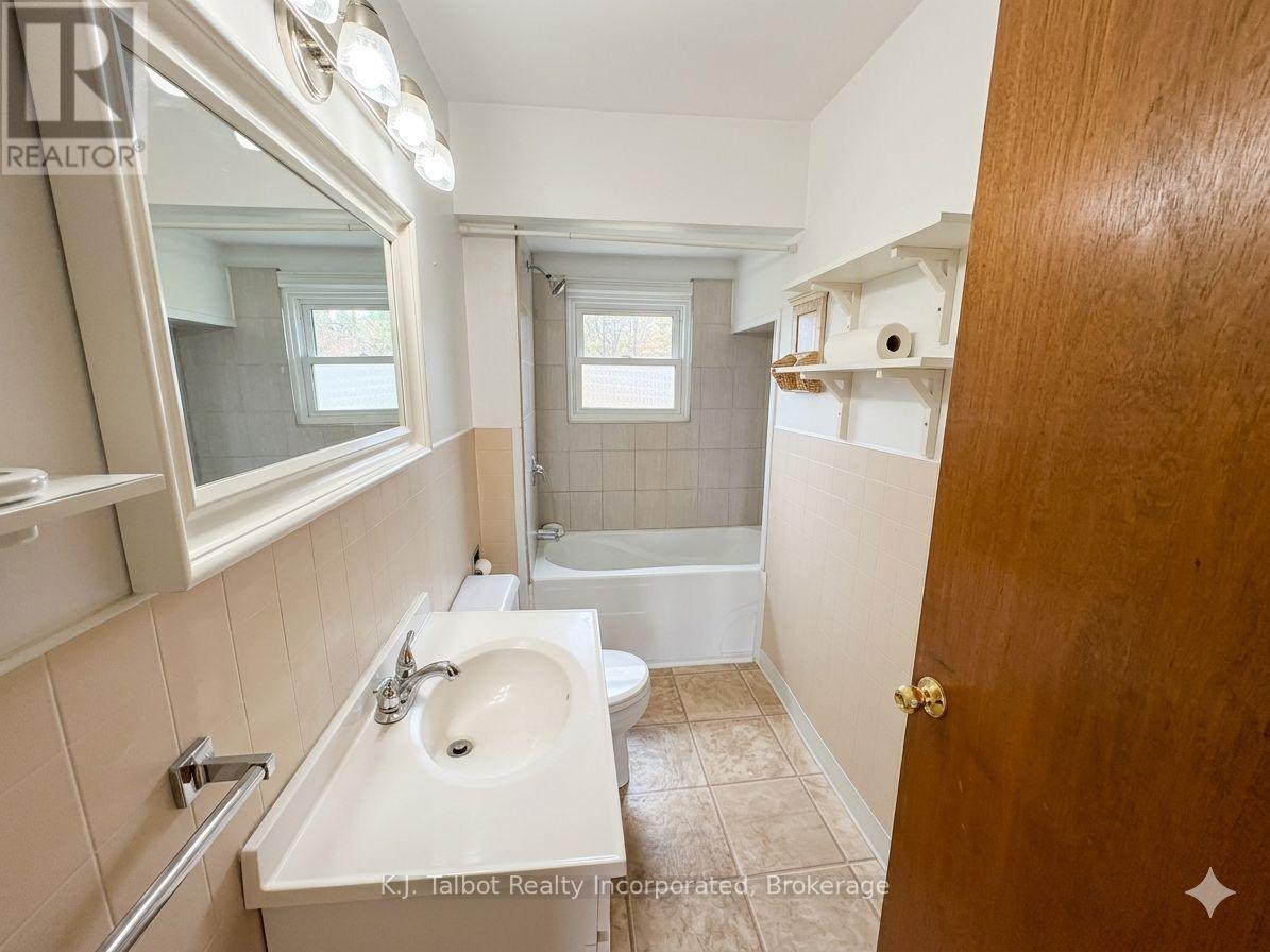 79823 Bluewater Highway, Central Huron, Ontario  N7A 3X8 - Photo 45 - X12947792