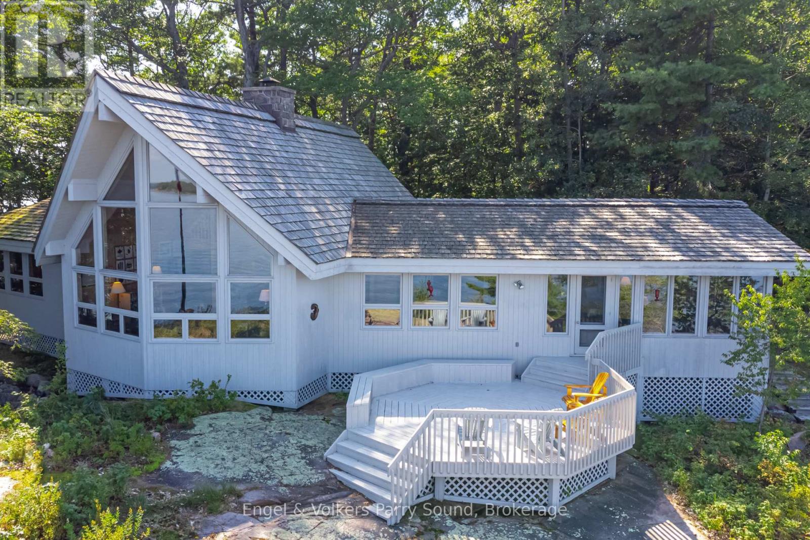 8 Island 29c, Carling, Ontario  P0G 1G0 - Photo 3 - X12947810