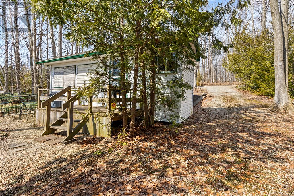 48 Maple Drive, South Bruce Peninsula, Ontario  N0H 1A0 - Photo 12 - X12947894