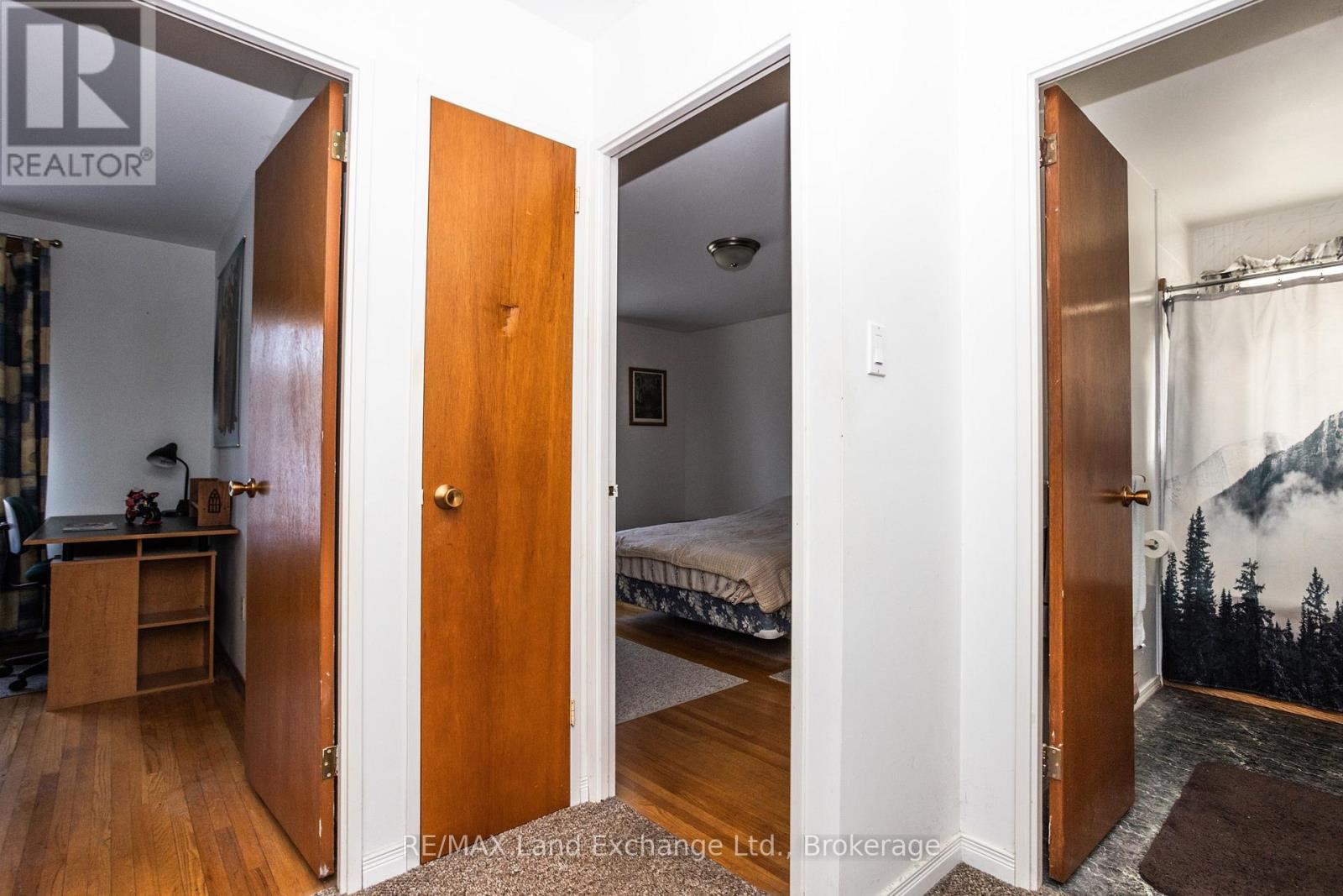 991 Bricker Street N, Saugeen Shores, Ontario  N0H 2C3 - Photo 32 - X12948030